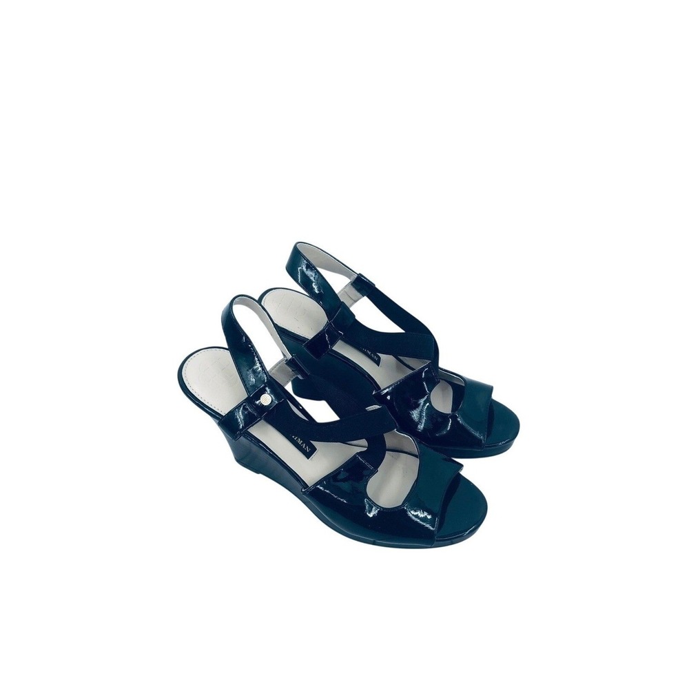Dana Buchman women's black wedge heels size 10M